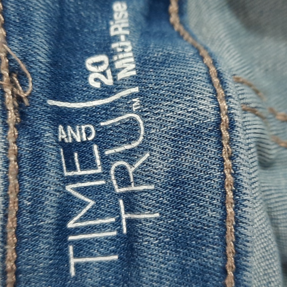 Time And Tru Mid Rise Shorts - Picture 7 of 7